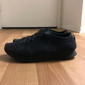Nike Flyknit Racer Triple Black